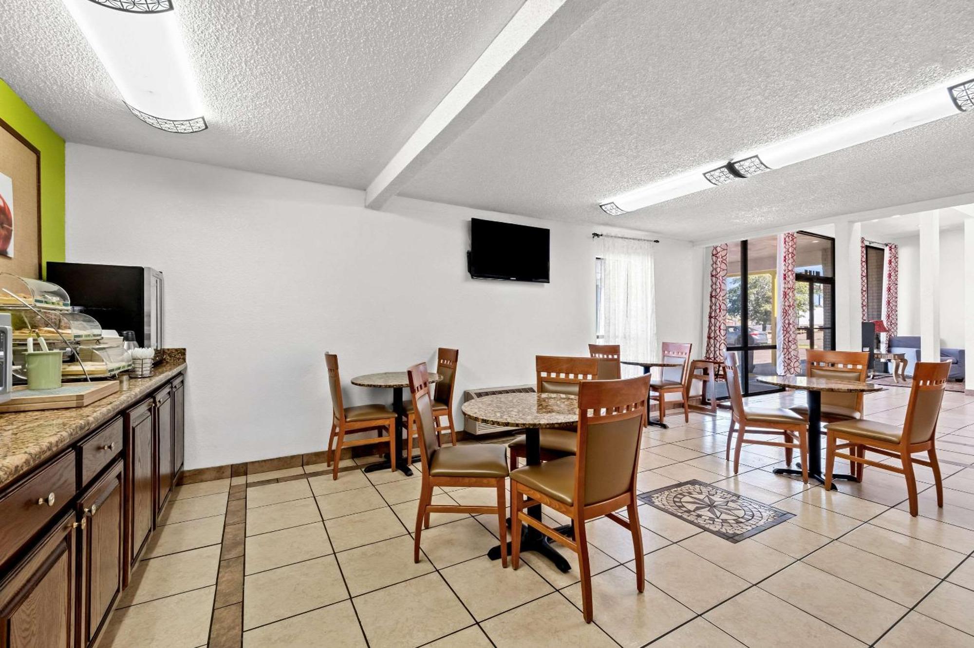 Quality Inn Plainview Экстерьер фото