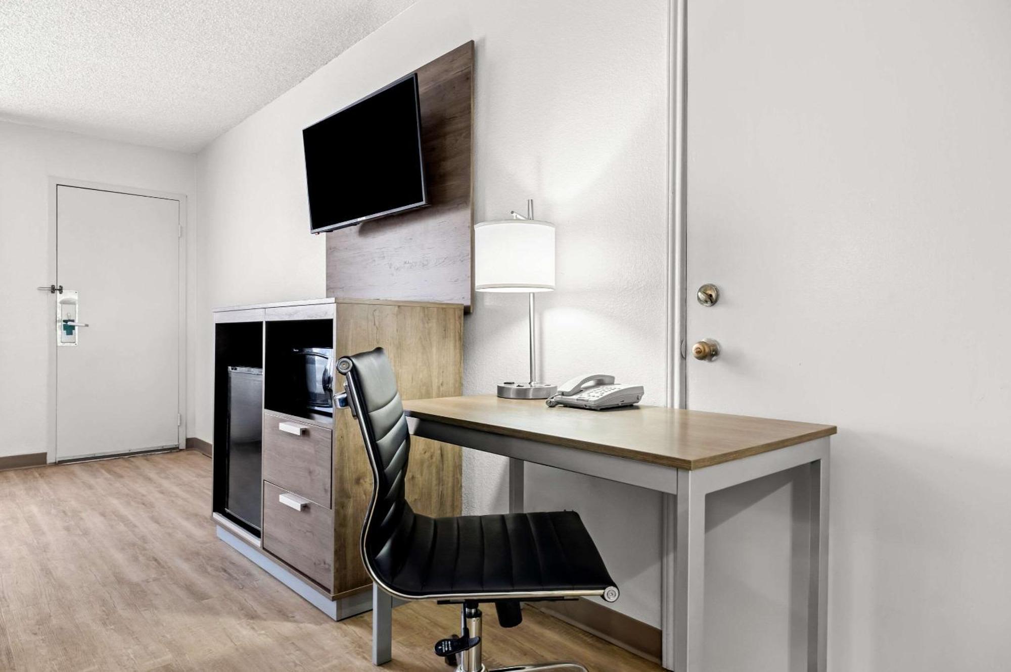 Quality Inn Plainview Экстерьер фото