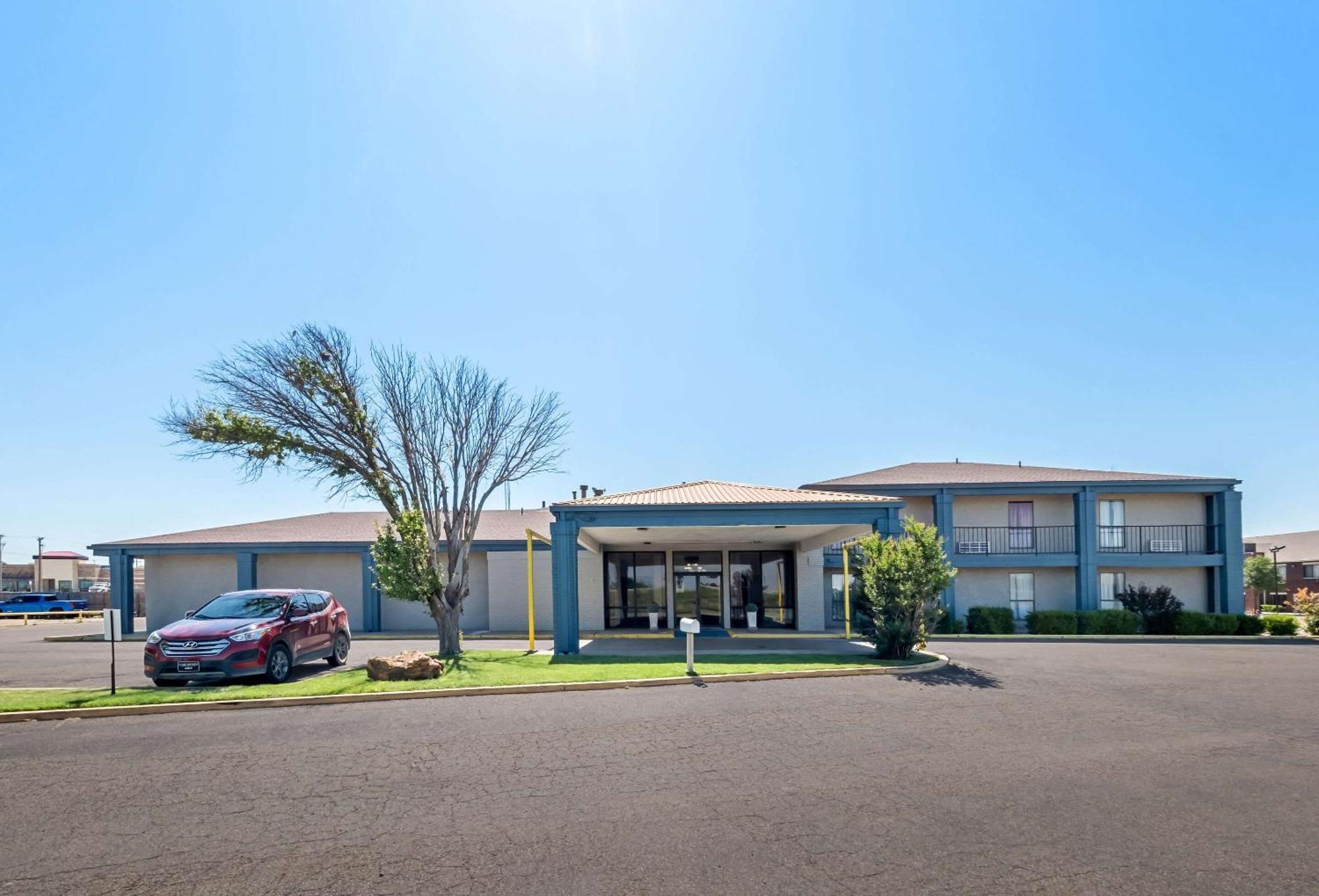Quality Inn Plainview Экстерьер фото
