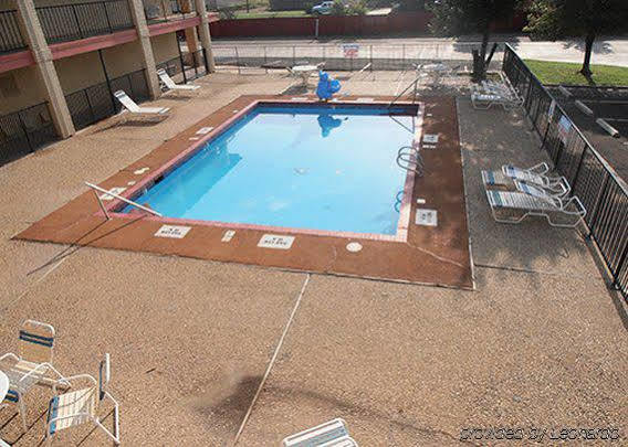 Quality Inn Plainview Экстерьер фото